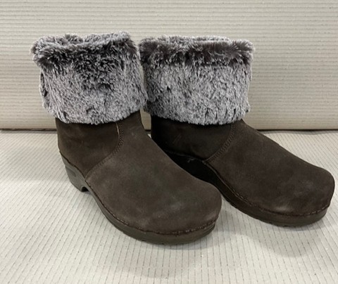 Sanita Original Tenlo Boot Brun
Størrelse 40