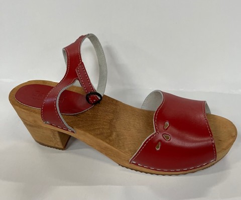 Sanita Wood Hansine Square Sandal Rød
Størrelse 42